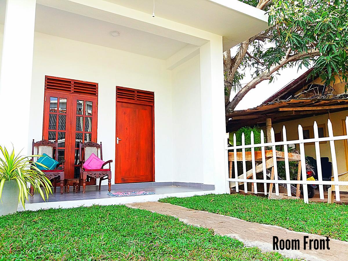 A&B Resort Negombo Kudapaduwa Εξωτερικό φωτογραφία