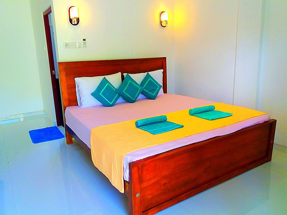 A&B Resort Negombo Kudapaduwa Εξωτερικό φωτογραφία