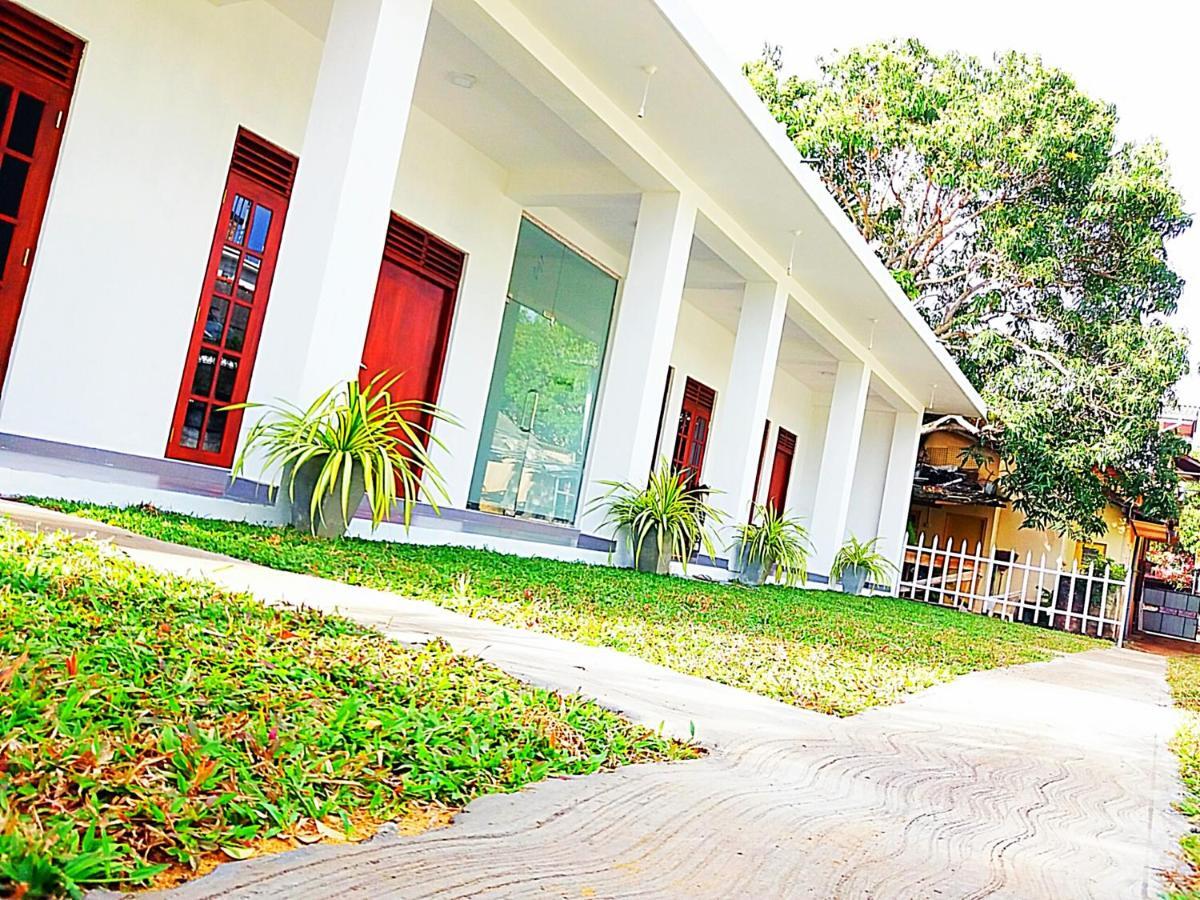 A&B Resort Negombo Kudapaduwa Δωμάτιο φωτογραφία